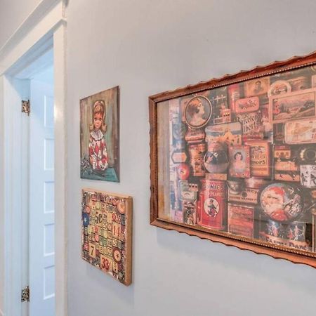 Elegant Colonial With Lovely Details And Character Memphis Exteriér fotografie